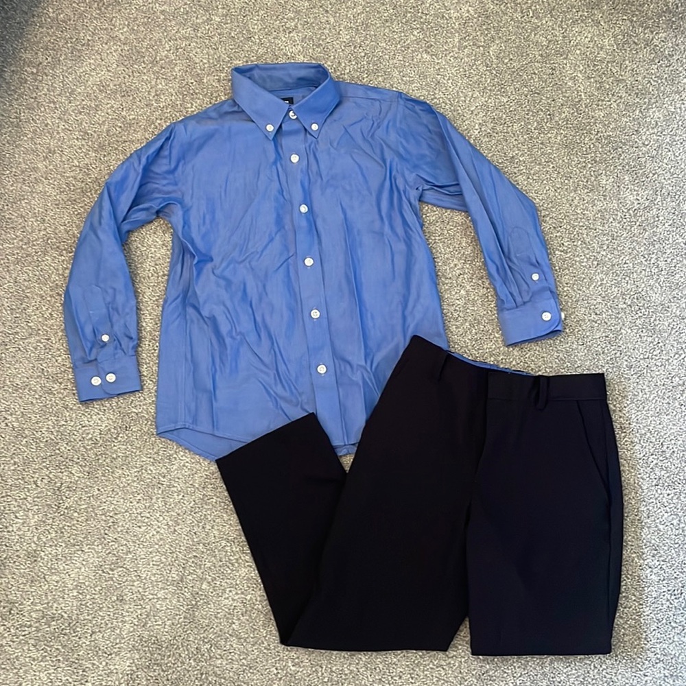 Lands End Size 6 dress shirt with IZOD dress pants size 6. Brand new condition.